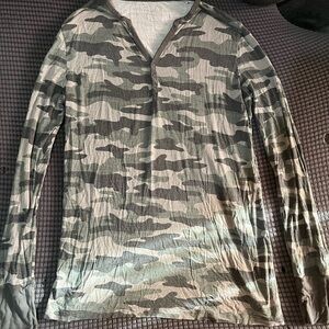 Little sleepies Camo long sleeve top